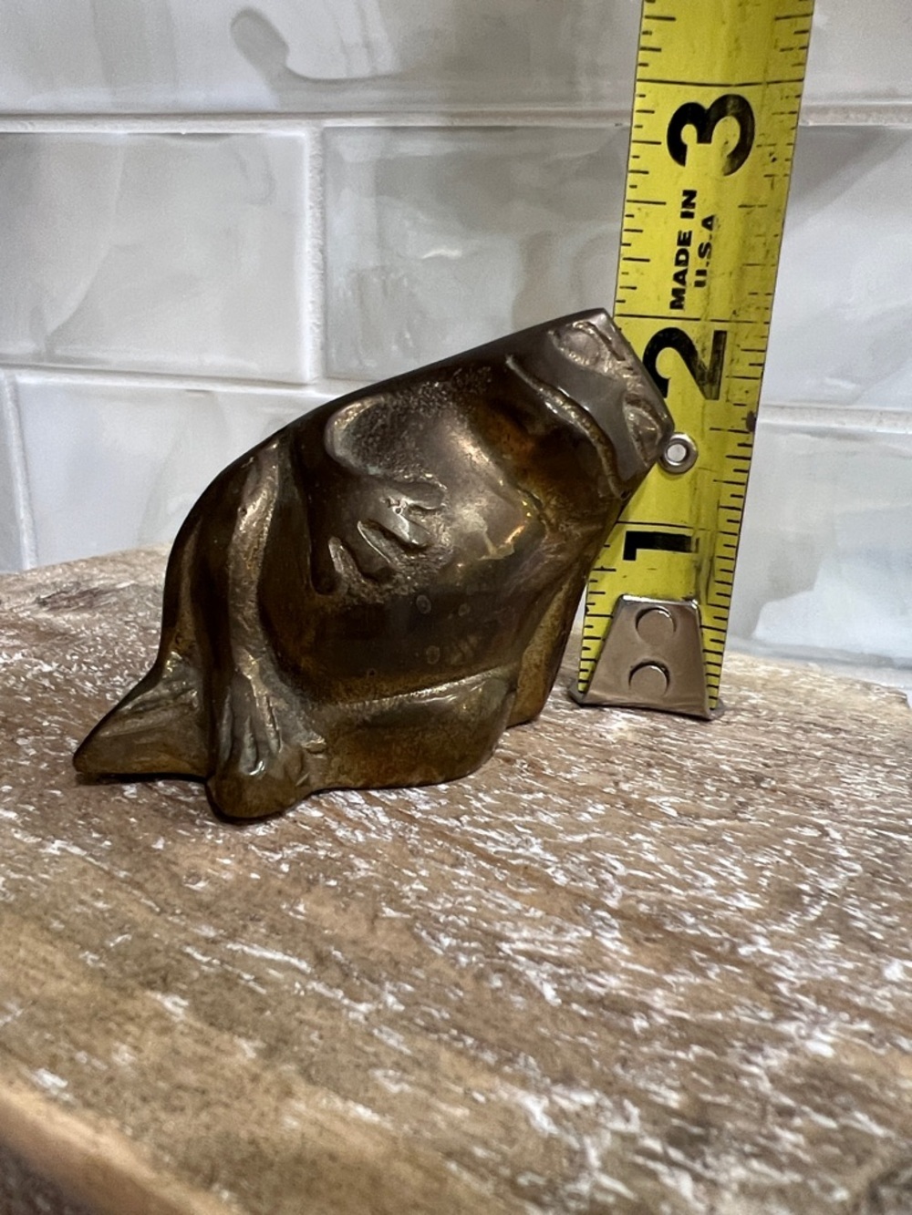 Vintage Brass Frog Figurine Paperweight Mid Century Solid Metal Decor - Picture 7 of 8